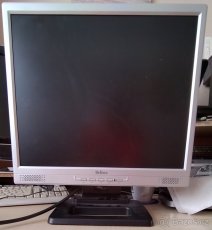 Prodám monitory Fujitsu, 2x MaxData, DELL - 5