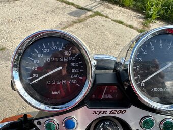 Yamaha xjr 1200 - 5