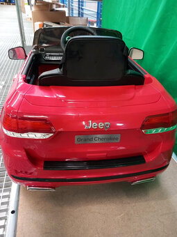 Dětské elektrické auto JEEP GRAND CHEROKEE červené - 5