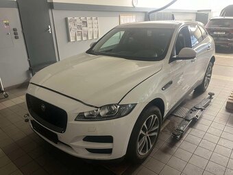 Jaguar F-Pace 3.0D - 5