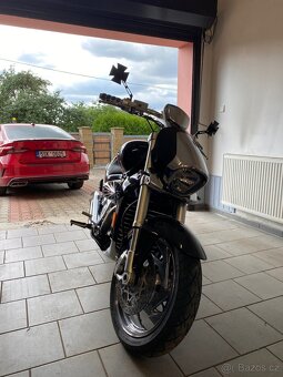 Suzuki Intruder M109R - 5