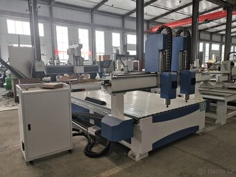 CNC frézka, 2x vřeteno, 2x 4tá osa - 5