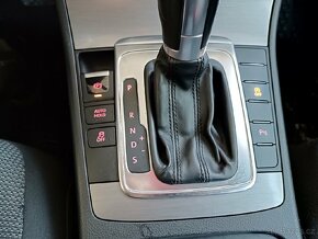 Prodám VW Passat b7 - 5