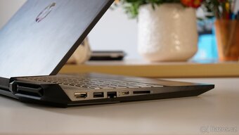 HP Pavilion Gaming 15 / RTX 3050 + chladící podložka - 5