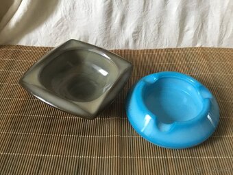 masivni dobovy popelnik 5 druhu - 5