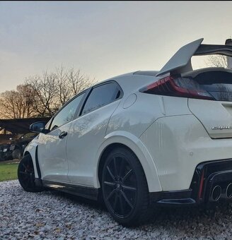 Zimní komplety pro HONDA Civic Type-R FK2 5x120 - 5