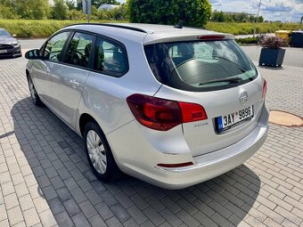 Opel Astra J 1.7 CDTI,96KW Sports Tourer - 5