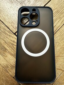 kryt na Apple iPhone 15Pro - 5