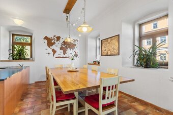Prodej zavedeného penzionu s restaurací a velkým bytem - 5