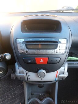 Citroen C1 1.0L 2006, najeto 195tis - 5