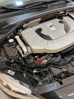 Volvo V60 D6 Plug-In Hybrid - 5