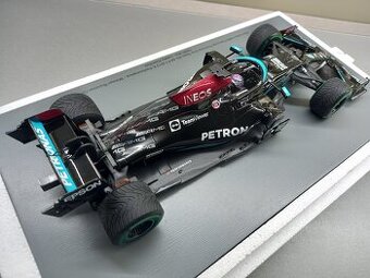 F1 MERCEDES W12 HAMILTON VÍTĚZ GP RUSKA 2021 SPARK 1:18 - 5