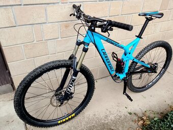 Enduro Cannondale Trigger 27,5" kola - ALU rám vel. M - 5