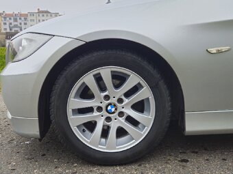 BMW E90 320i - 5