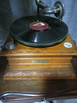 Gramofon s troubou - 5