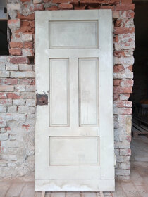 3x staré atypické kazetové dřevěné dveře - 5