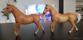 Schleich koně koníci Trakénský kůň Traken - 5