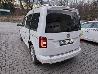 VW Caddy LIFE 2.0 TDI DSG/ XENON/ ALCANTRA/ NAVI/ POJÍZDÉ. - 5