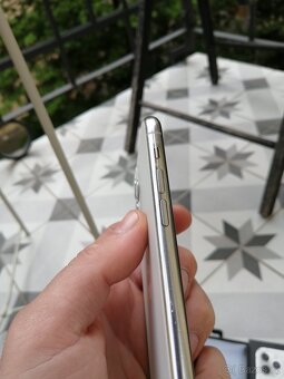 iPhone 11 pro bílý s příslušenstvím - 5