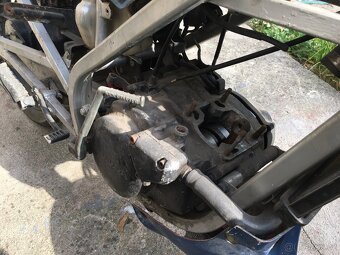 Honda NS 125 F - 5