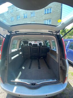 Renault Grand Espace 4 - 5