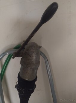 50L Sudy od nafty+ruční pumpa - 5