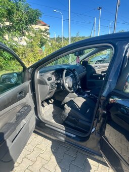 Ford Focus 1.6 80kw - 5