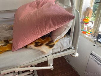 invalidni set postel zvedak toaleta kreslo - 5
