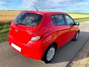Hyundai i20 , r.v. 2013, 1.MAJITEL , 113 000 KM, původ ČR - 5