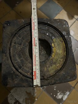 Litinový poklop/ uzávěr vody - 5