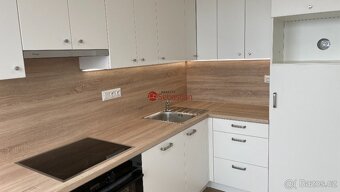 Pronájem bytu 3+kk v ulici A.Sochora v Teplicích (1902) - 5