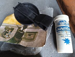 Staré příslušenství do auta - 5