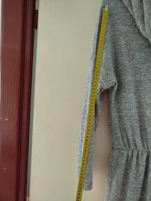 Teplé dámské šaty vel. 42 - 5