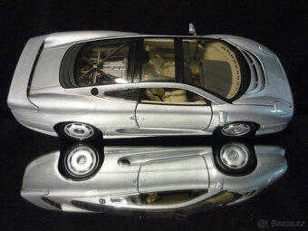 Jaguar XJ220 stříbrný Maisto 1/18 - 5