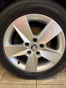 Škoda Octavia 3 ALU disky 205/55 r16 - 5