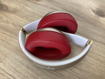 Beats studio 3 - 5