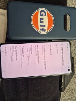 Prodám Samsung s10e v krasnem stavu, ppne funkcni, žlutý - 5