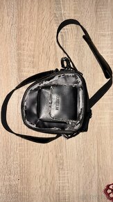FinePix S2950 - 5