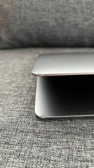 REZERVOVÁNO Macbook Air M1 (8 GB/256 GB) - 5