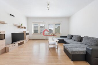 Pronájem, byt 4+1 Hodonín, Zámecká, centrum, cihlový, částeč - 5