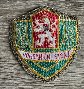 pohraniční stráž nášivka a límcovk originál - 5
