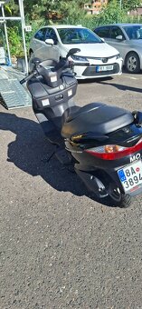 Suzuki Burgman 200, 2010, 15140km - 5