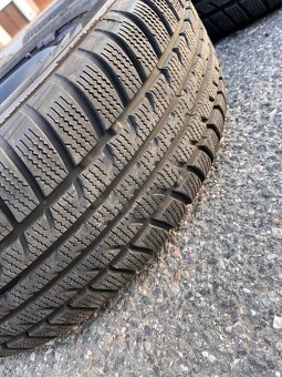 Zimní pneu TOMKET 195/65 R15 + plecháče 5x100 - 5