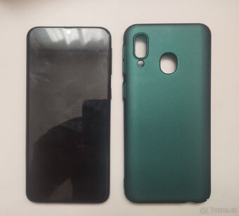 Prodám Samsung Galaxy A40 64GB na náhradní díly - 5