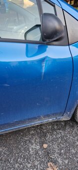 Prodám Toyota Yaris 1.3 jako celek , ideálně jako na ND . - 5