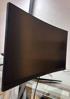 Monitor 27” MSI G27C5 E2 - 5