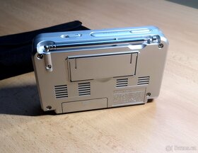 Světový radiopříjímač TCM - 5