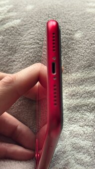 Iphone 11 128GB Red - drobná vada obrazovky viz foto - 5