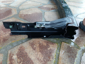 Výztuha zadního nárazníku DODGE DURANGO, JEEP GRAND CHEROKEE - 5