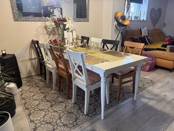 Jídelní stůl + 6-8zidli - 5